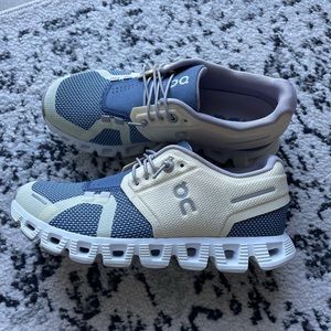 On Cloud 5 Combo Sneakers Women Size 5 $150